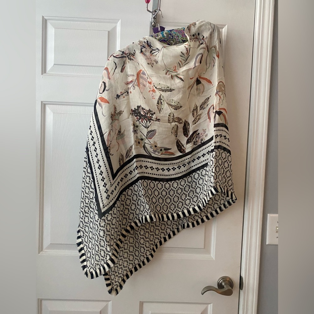 Spartina linen topper